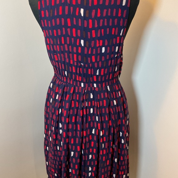 12. 11 1 TYLHO Sleeveless Patterned Black and Red Collared Dress Size Medium - Picture 9 of 9